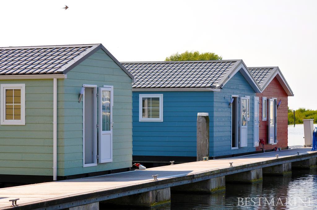 Bestmarine Waterchalets Flevo Marina Лелистад Стая снимка